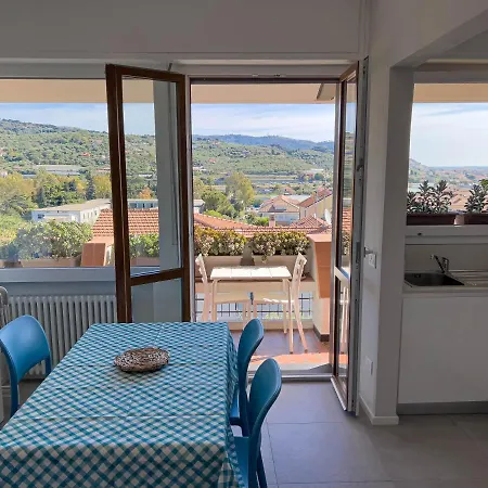 Apartment La Castellana