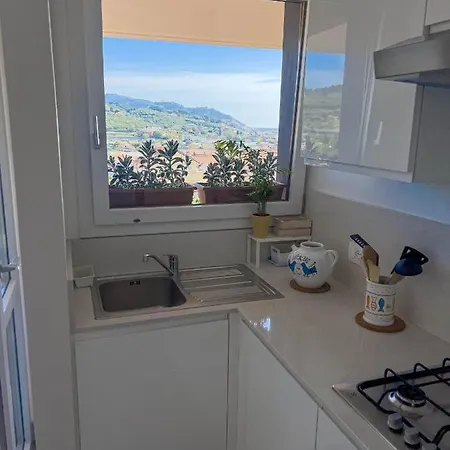 La Castellana דירה דיאנו קסטלו